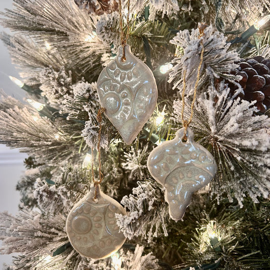 Light Green Ornament Set